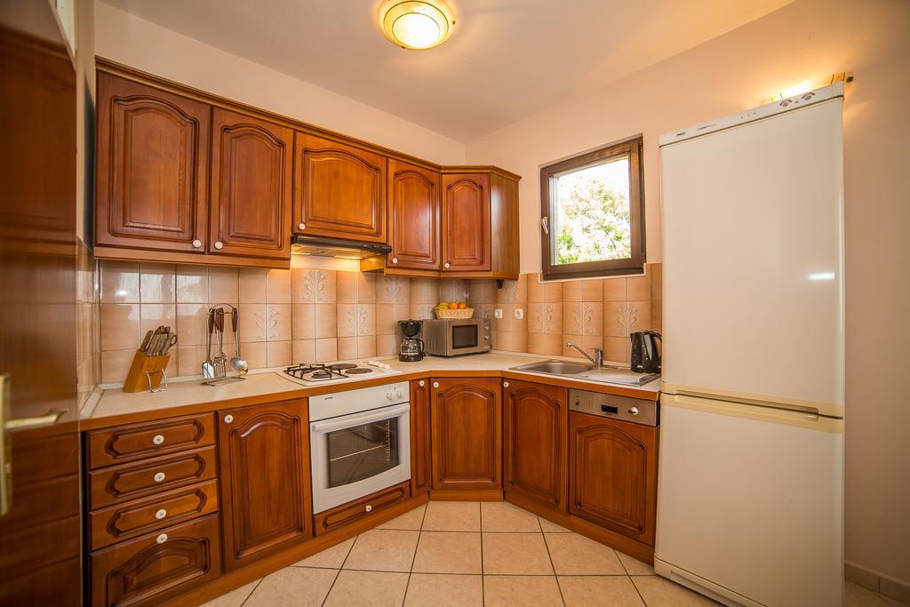 Apartments Maja Dugi Rat Kültér fotó