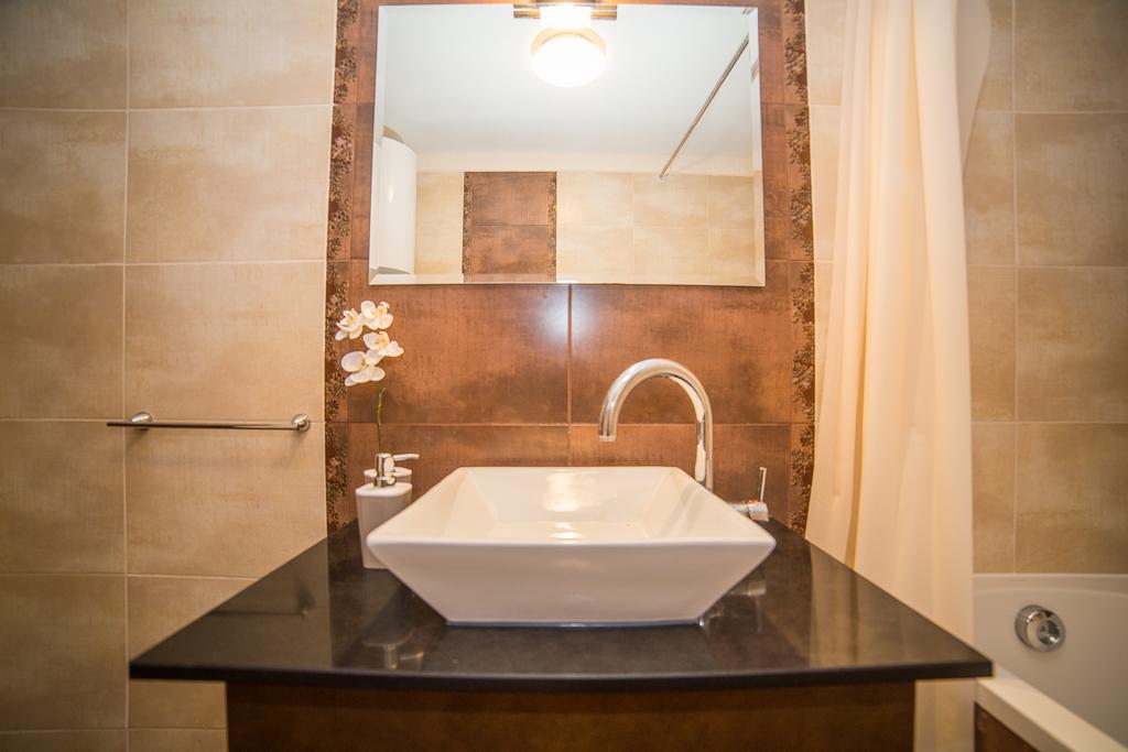 Apartments Maja Dugi Rat Kültér fotó