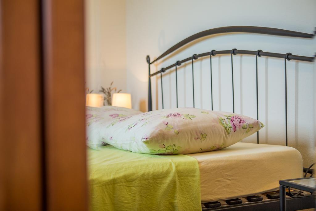 Apartments Maja Dugi Rat Kültér fotó